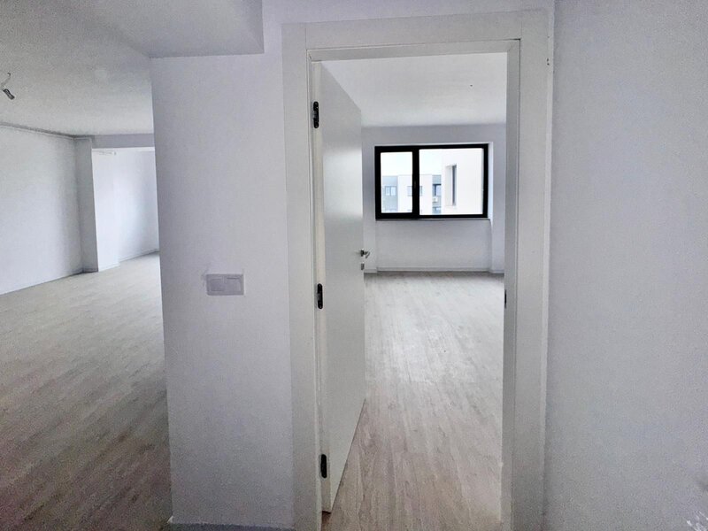 Pipera, Rond OMV 2 camere, parcare, boxa la cerere/ Ivory, nou